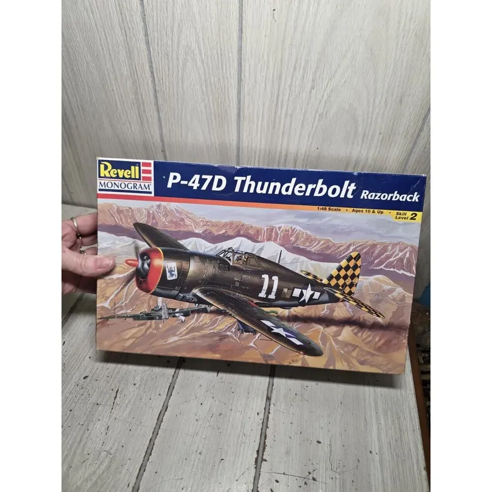 Vtg 1993 Revell WWII US Army P47D Thunderbolt Razerback Model Kit 1:48 Scale NIB